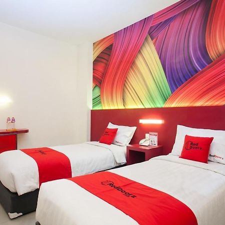 Reddoorz Near Hawaii Water Park Hotel Malang Eksteriør billede